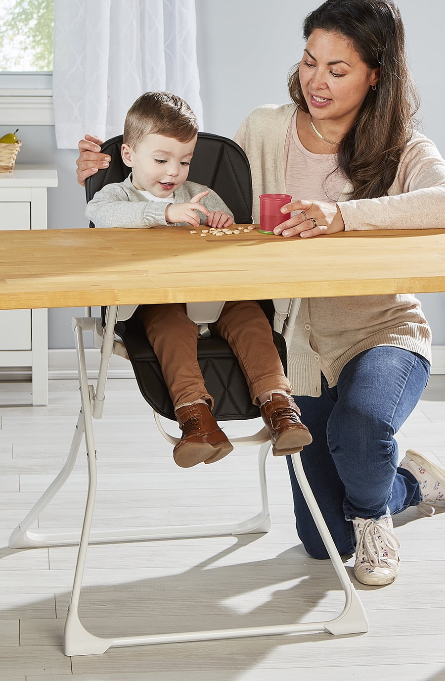 Primo PopUp Travel Folding High Chair - Black