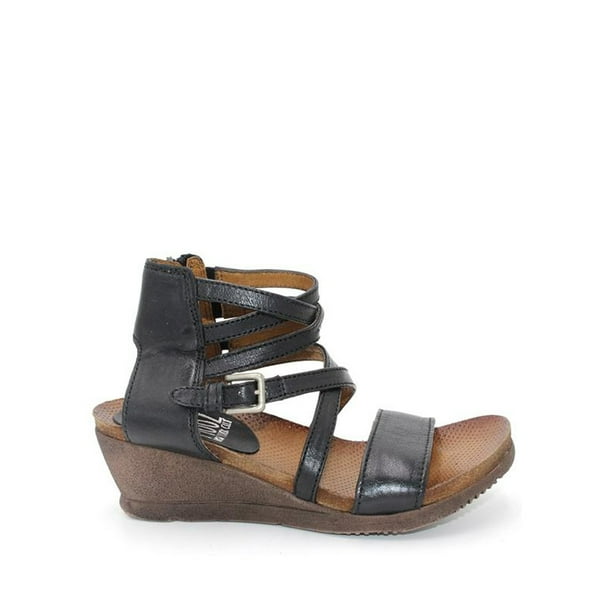 Shay wedge sneaker discount