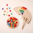 thumbnail image 1 of Juego de abalorios de madera con forma de clavija para clasificar colores, 1 of 5