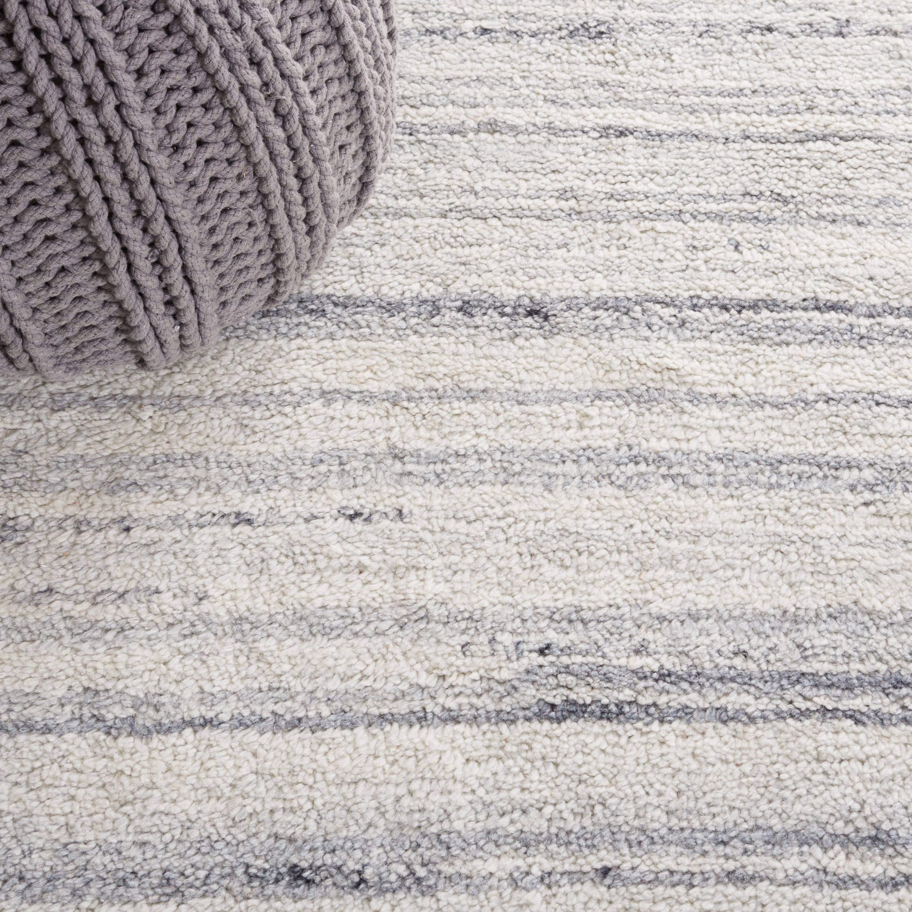 SAFAVIEH Casablanca Katharine Distressed Area Rug, Grey/Ivory, 5' x 8'