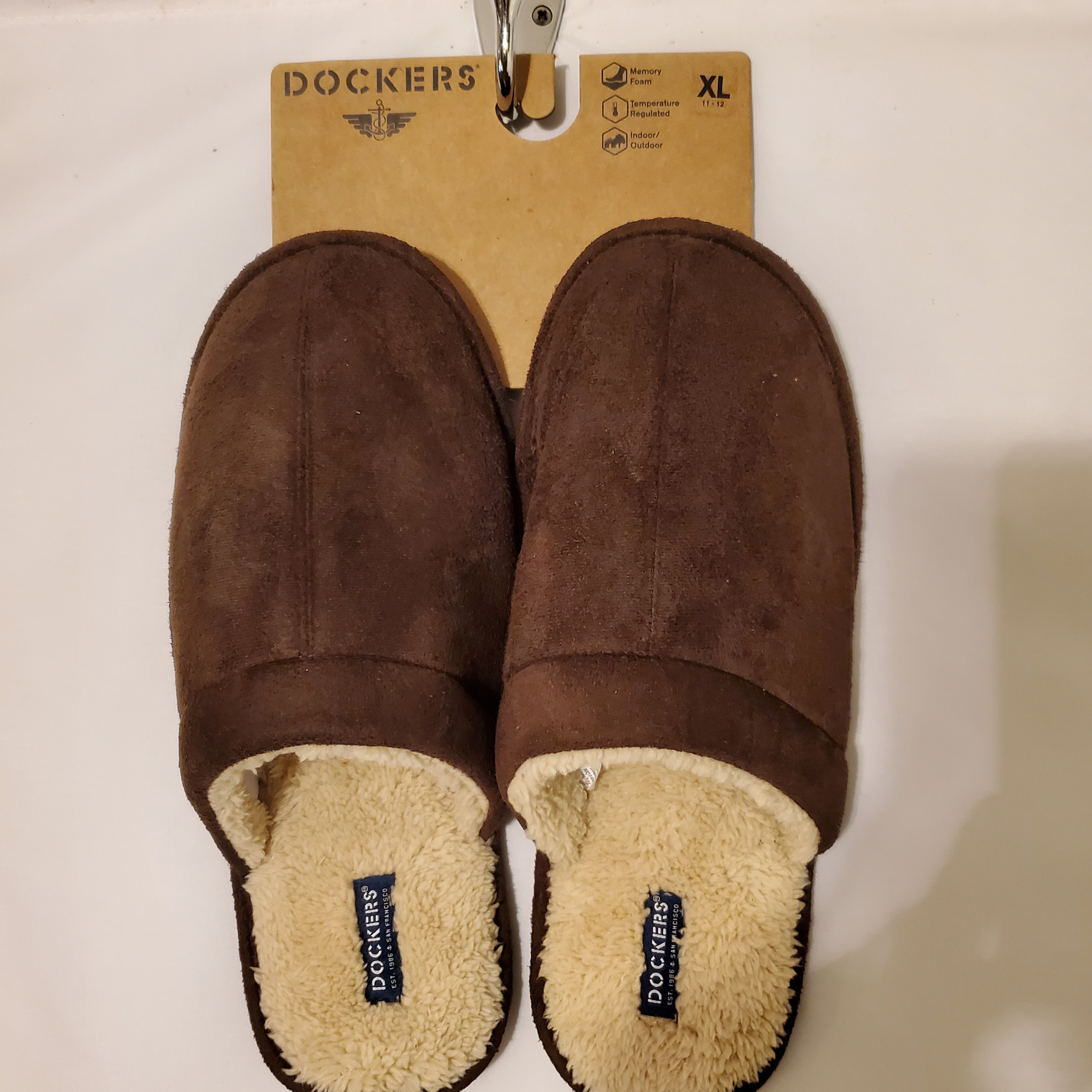 dockers memory foam slippers