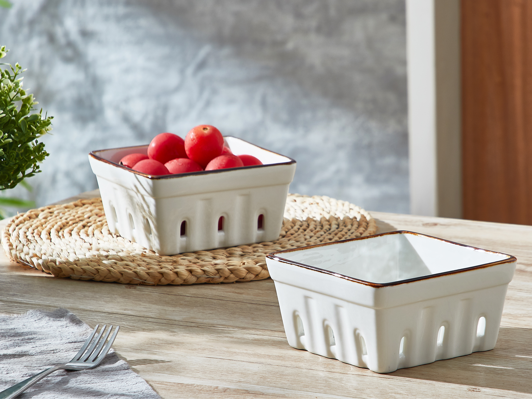 CONTENPO Ceramic Berry Basket with Holes, Berry Bowl Colander Fruit Basket for Kitchen Décor - 5.9" Berry Containers for Fridge, Cream White (2 PCS)
