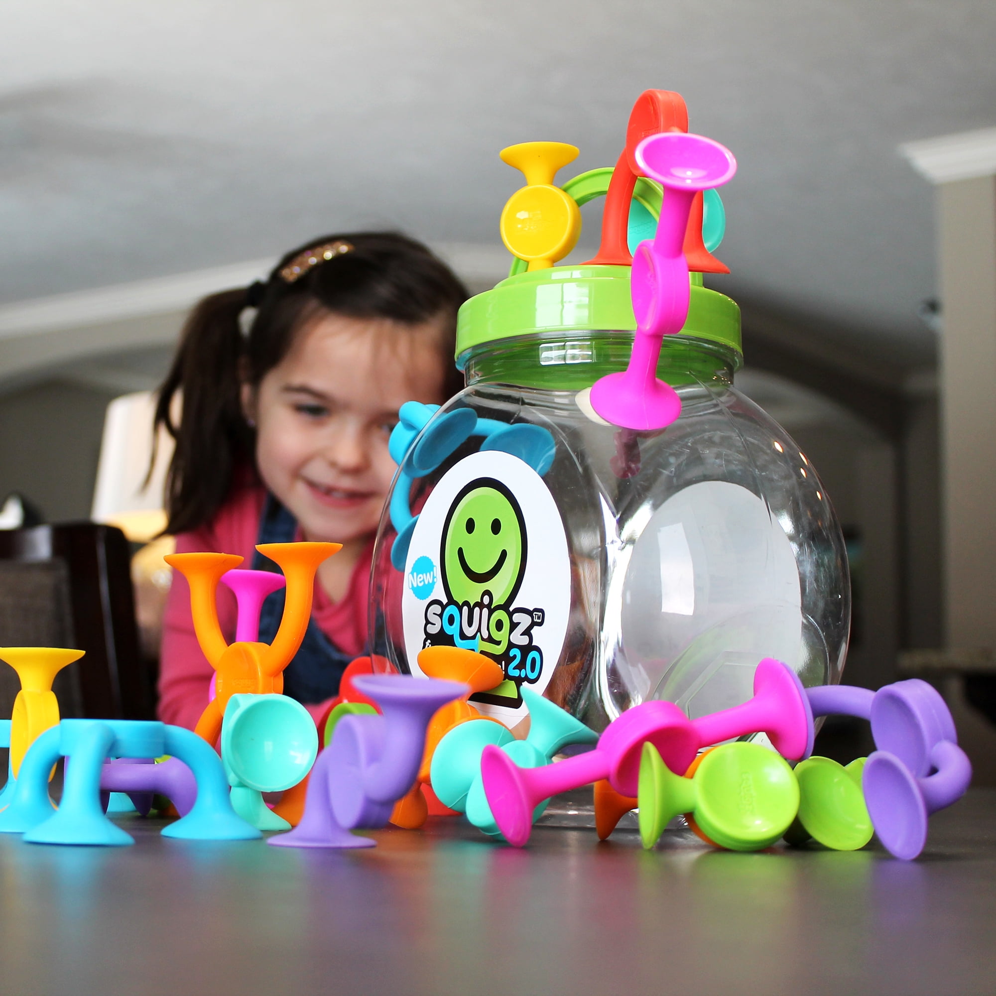 Fat Brain Toys Squigz 2.0-36 Piece Building /& Construction for Ages 3 to 6