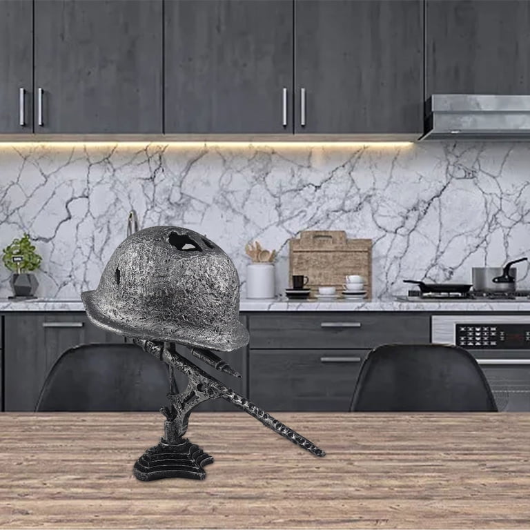 JVBTVB WWII Soldier Helmet Table Lamp – Retro Military Decor