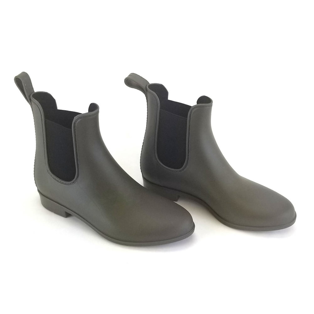 wide width rain boots size 9