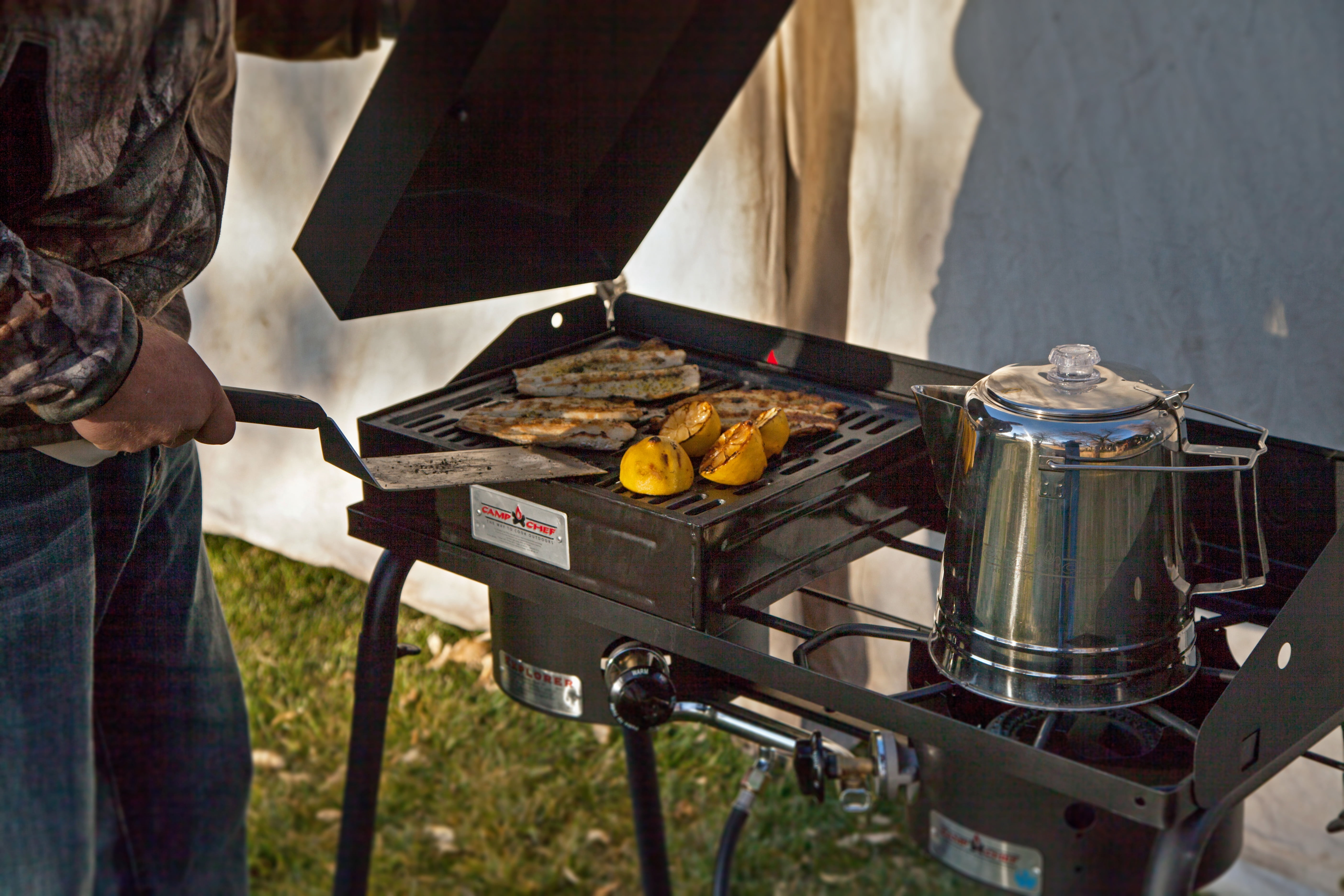 Camp Chef Barbecue Box With Seasoned Cast Iron Grate Walmart Com Walmart Com