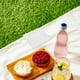 thumbnail image 4 of 25 platos de papel desechables cuadrados resistentes para barbacoas, camping y picnics Platos blancos para aperitivos y postres, ideales para fiestas y reuniones, 4 of 8