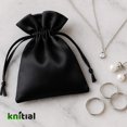 thumbnail image 3 of Bolsas de regalo Knitial, satén negro, 15,25 x 12,75 cm, paquete de 50, 3 of 8