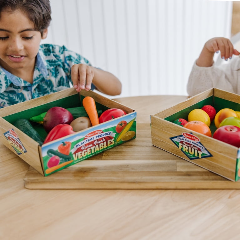 Melissa & Doug Play-Time Produce Fruit (9 pcs) and Vegetables (7