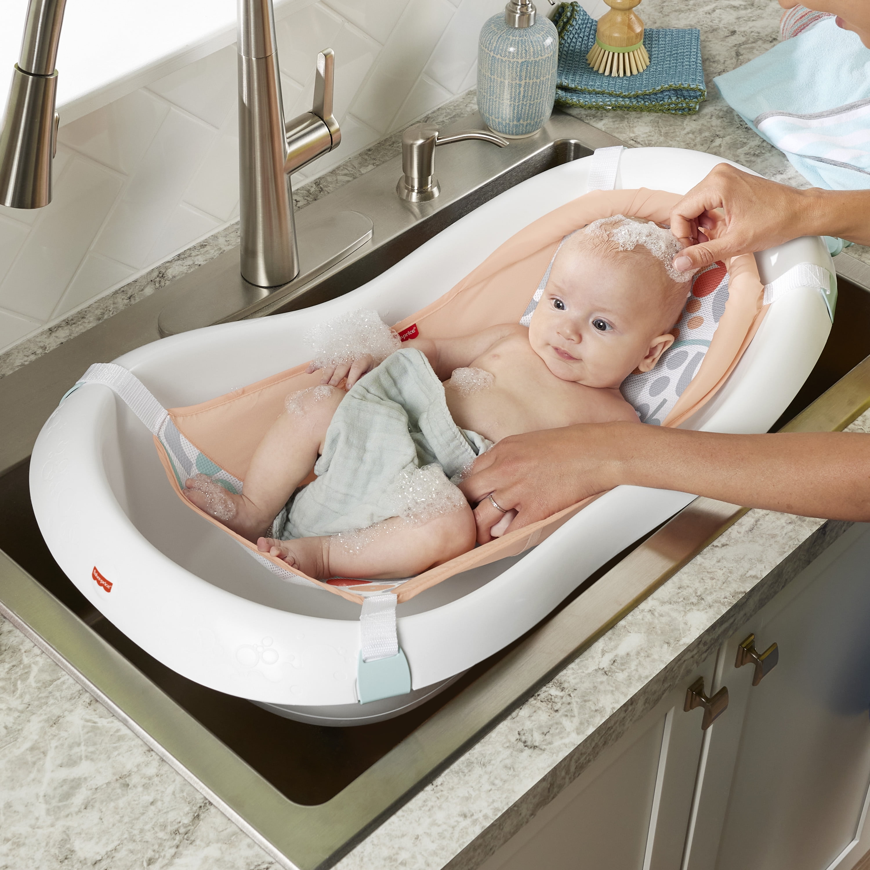 Fisher-Price Baby to Toddler Bath 4-in-1 Sling ‘n Seat Tub with Removable Infant Support and 2 Toys, Summer Blossoms