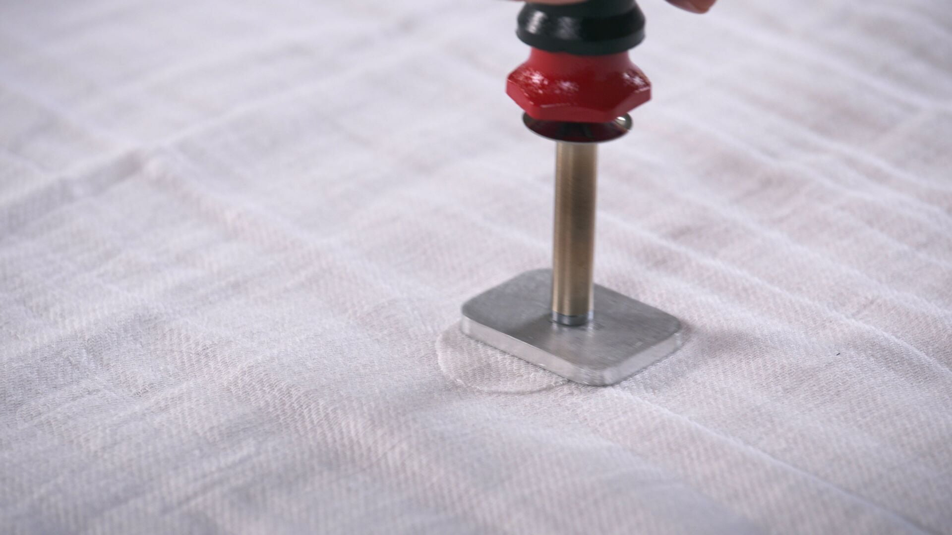 No Stitch™ Secure Stitch Sewing Kit The Easiest Way To Hem, Mend & Fix Your Clothes Without Sewing-As Seen On TV
