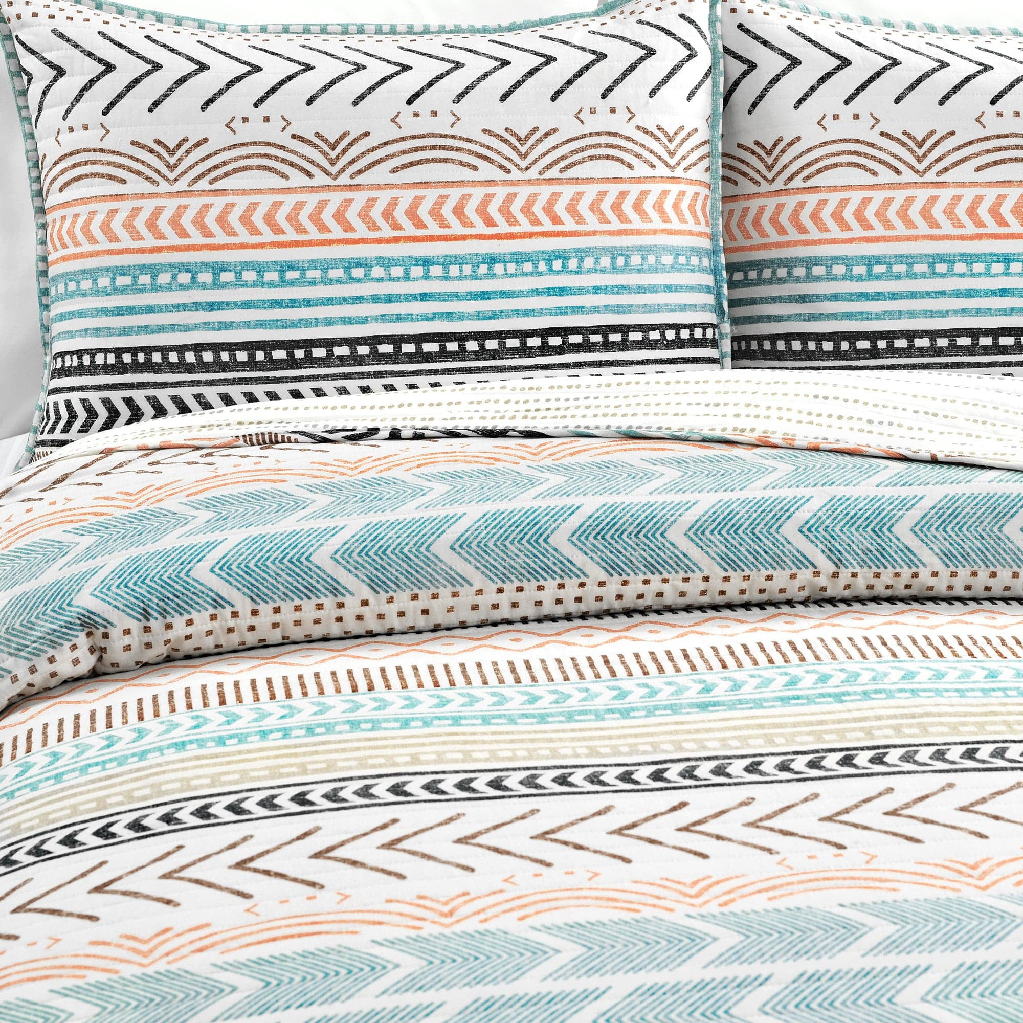 Lush Decor Hygge Geo Cotton Reversible Quilt, Full/Queen, Geometric Print, Navy/White, 3-pc set includes: 1 Quilt, 2 Pillow Shams