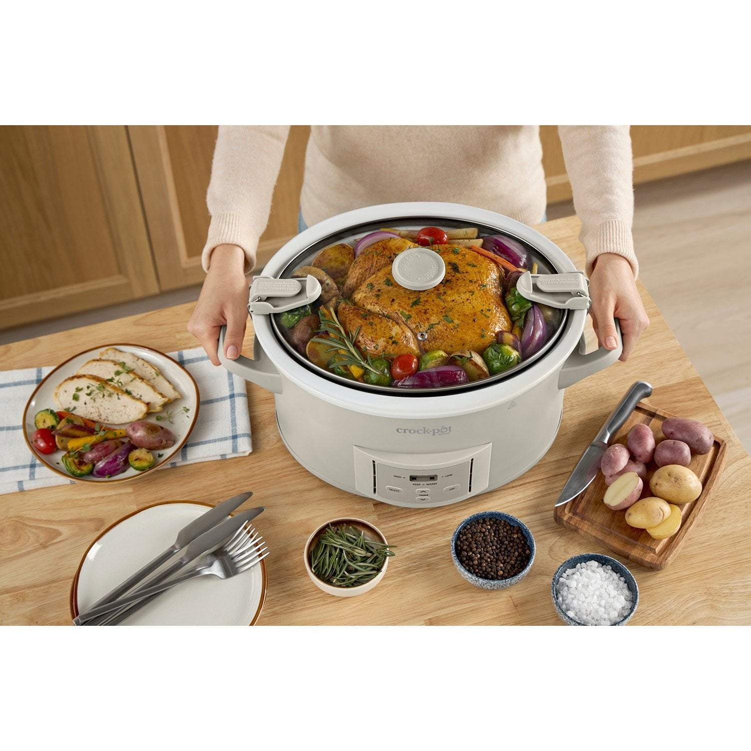 Crock-Pot Design Series 7-Quart Cook & Carry Slow Cooker