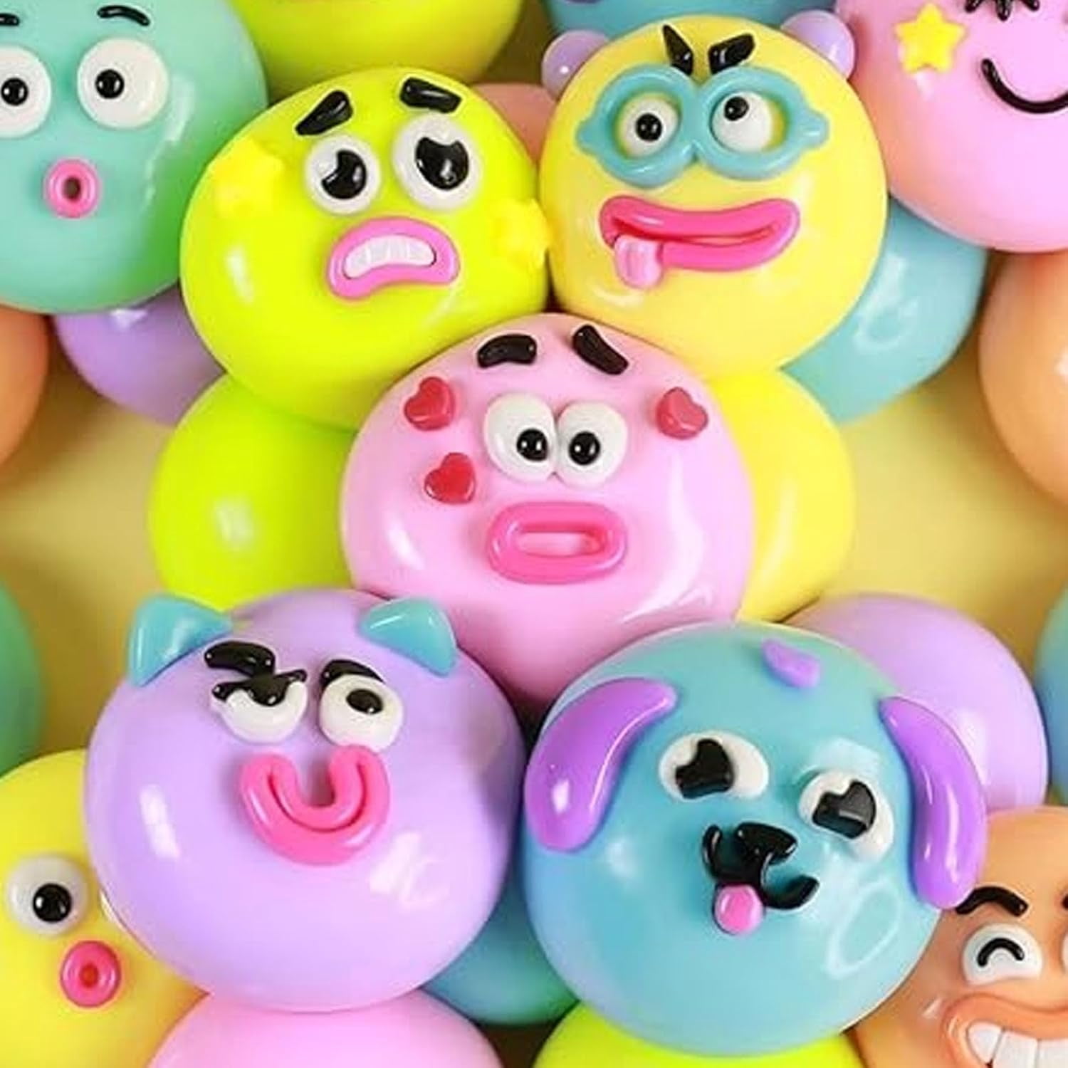 Guvpev 5Pcs Squeeze Smushers Squishy Toys - Curiosities Smushers Dog Face Swap Sensory Fidget for Stress Relief Soft Moldable Cute Slow Rising Squishy Stress Relief Ball, Safe & Fun Gag Gifts