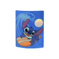 thumbnail image 1 of Manta de forro polar con puntadas de Disney, diseño de surf, 115 x 150 cm, 1 of 3