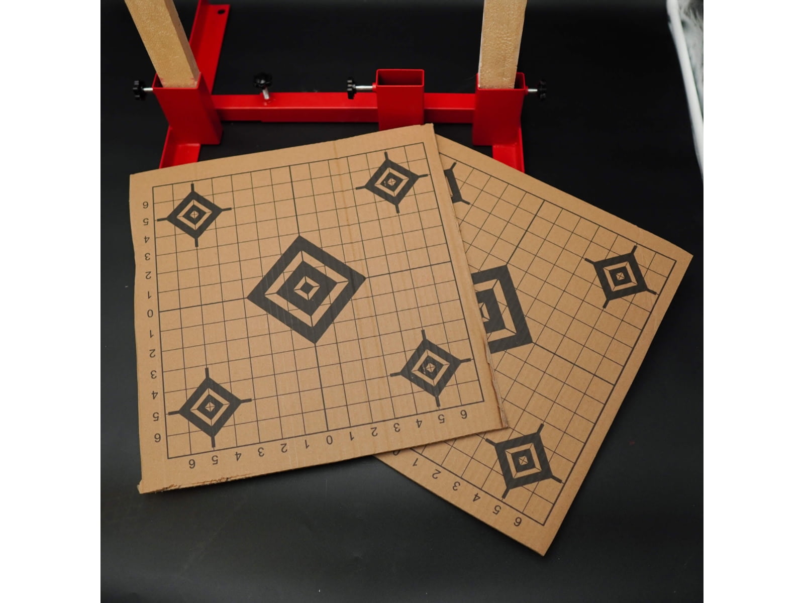 Infinite Defense Fixed Target Stand, Red