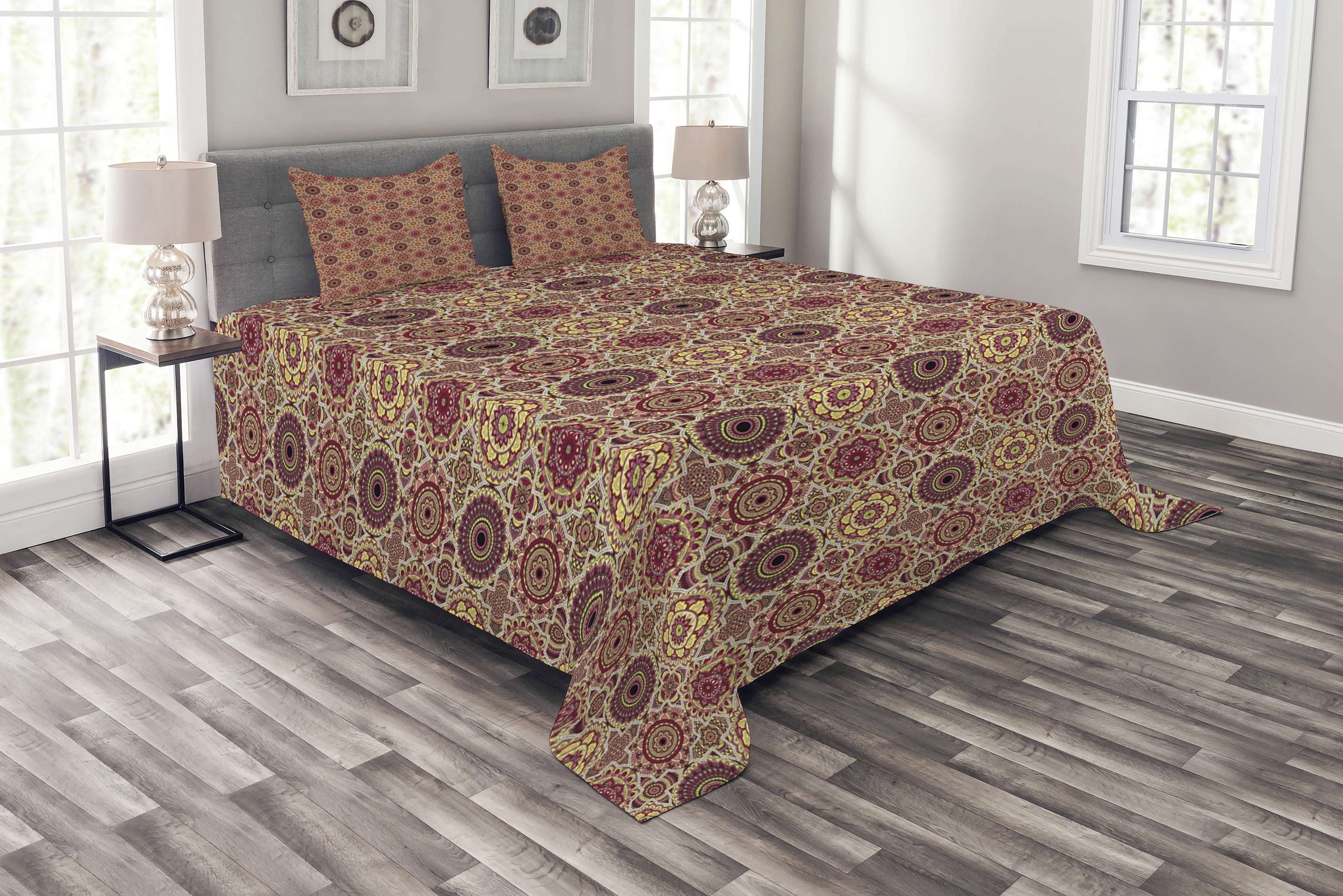 Moroccan Bedspread Set King Size, Artistic Patchwork Style Pattern with
