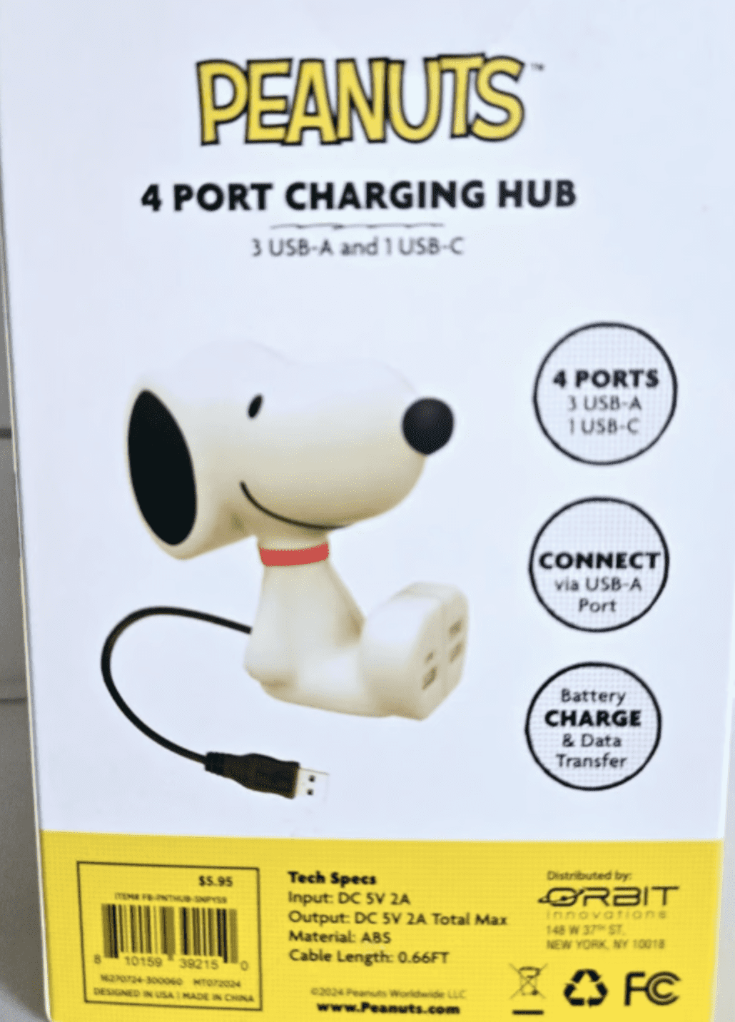 Peanuts Gang Snoopy 4 Port Charging Hub 3 USB A and 1 USB C