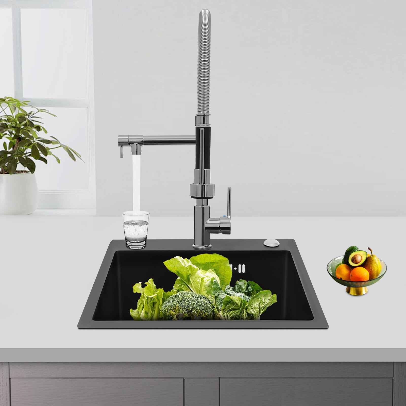 Kitchen Sink Single Handle Stainless Steel Faucet with Pull Down Sprayer(Silver)