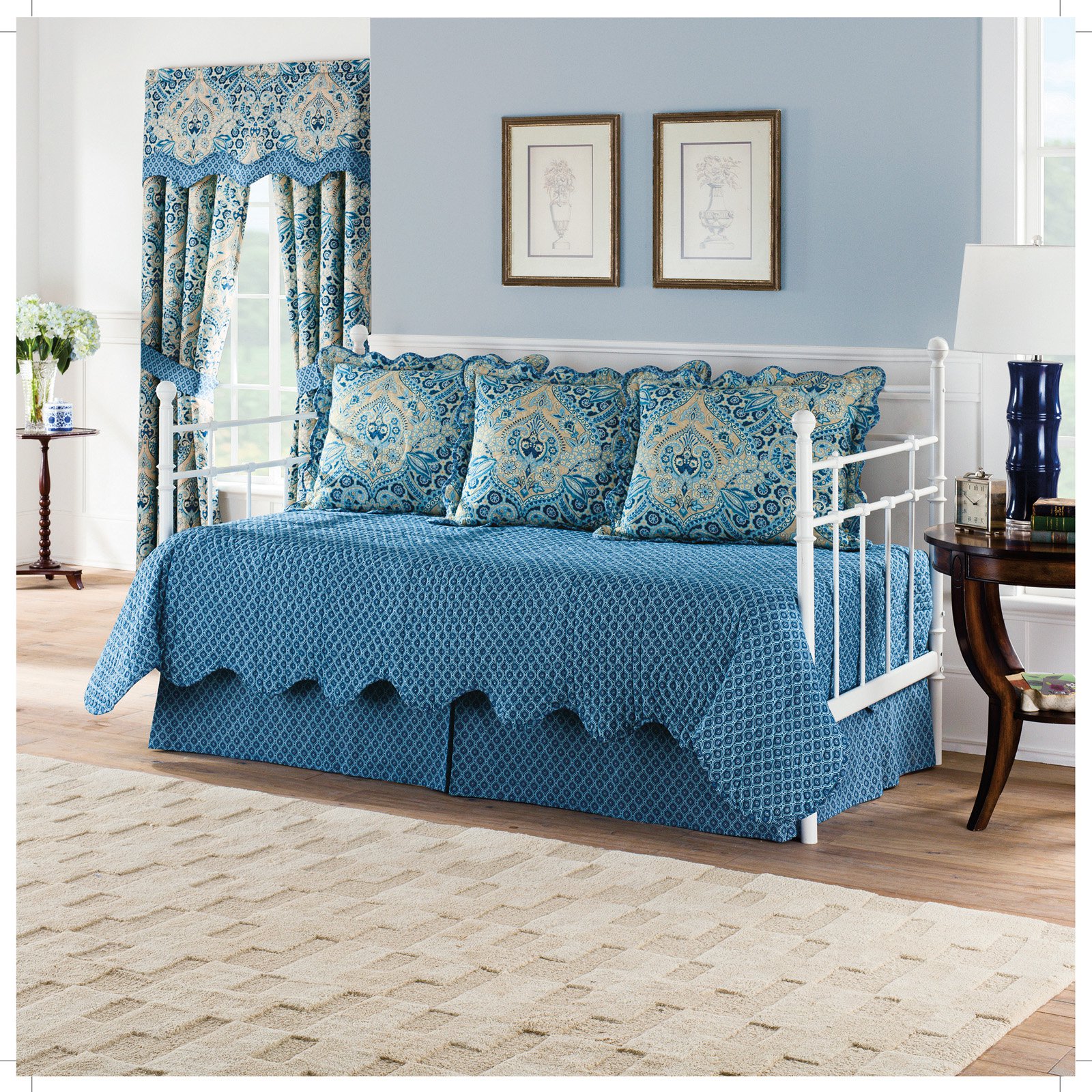 Waverly Moonlit Shadows Reversible 5 Piece Quilt Daybed Collection