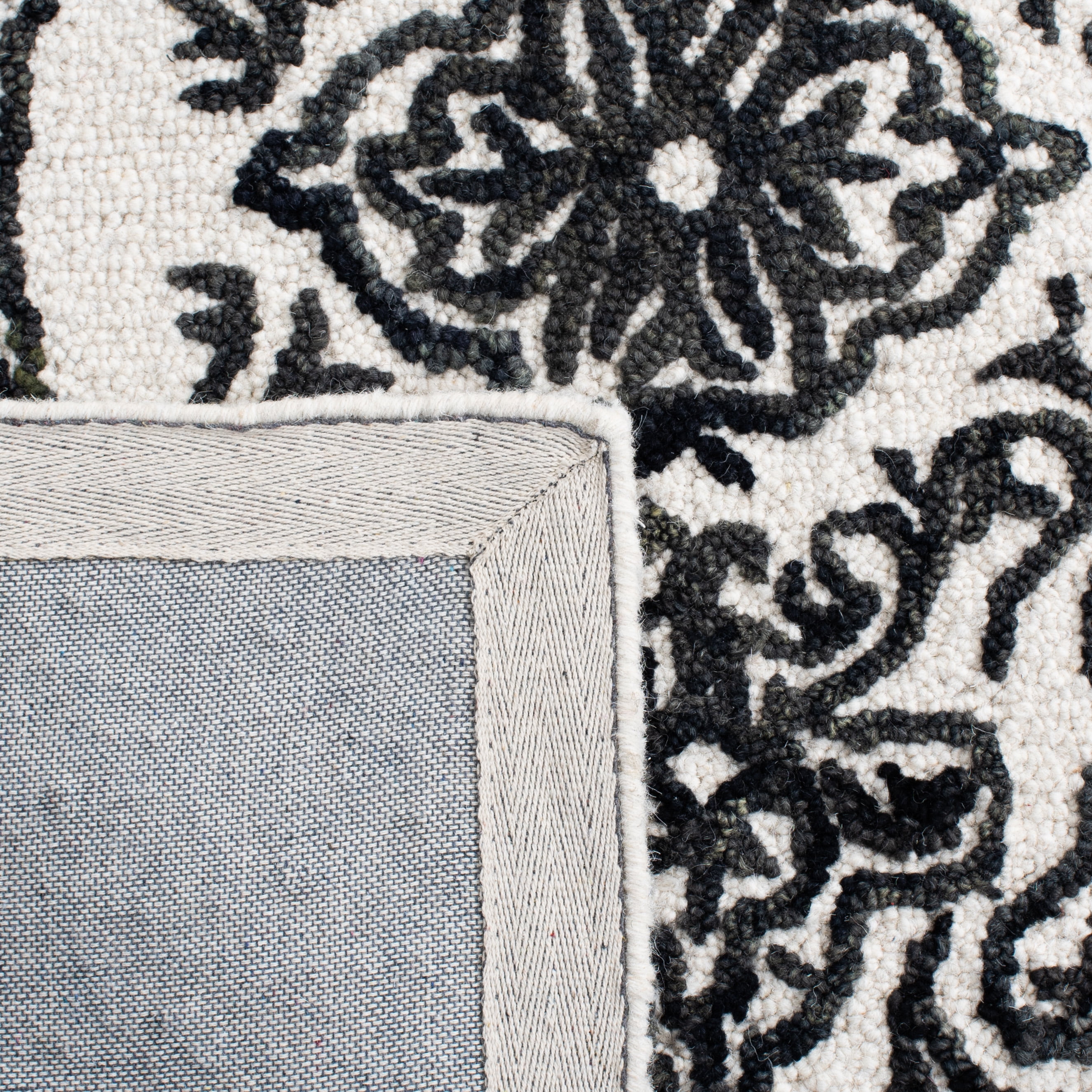 SAFAVIEH Blossom Asher Geometric Wool Area Rug, Ivory/Black, 4' x 6'