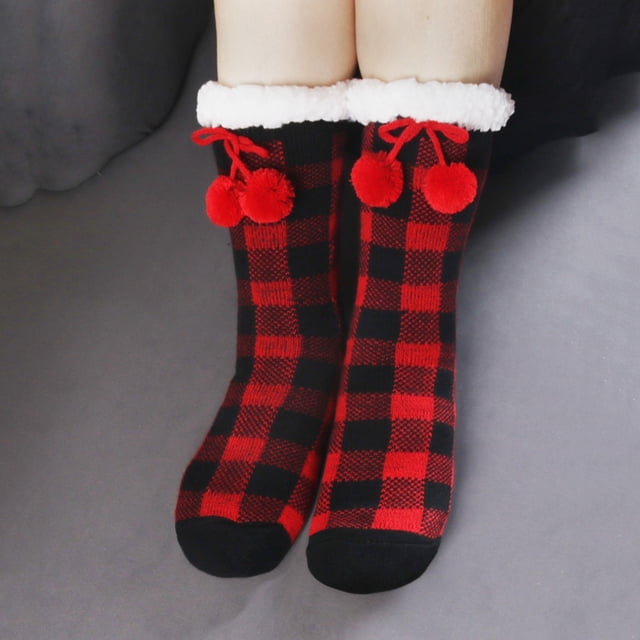 Jusqu'à 10 $ Chaussettes Rouges Automne Hiver Noël Noir Rouge Motif à Carreaux Peluche Isolantes Antidérapantes Chaussettes de Sol