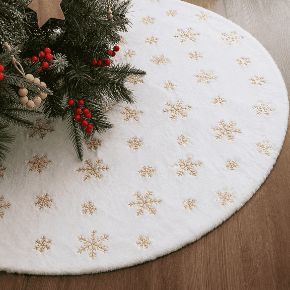 RLBOFLSOT 48-Inch White Faux Fur Christmas Tree Skirt with Gold Sequin Snowflakes, Plush Tree Base Cover for Holiday Decor