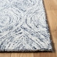 thumbnail image 3 of SAFAVIEH Ikat Kim Geometric Wool Area Rug, Silver/Grey, 6' x 6' Square, 3 of 7