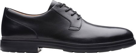 un tailor tie clarks