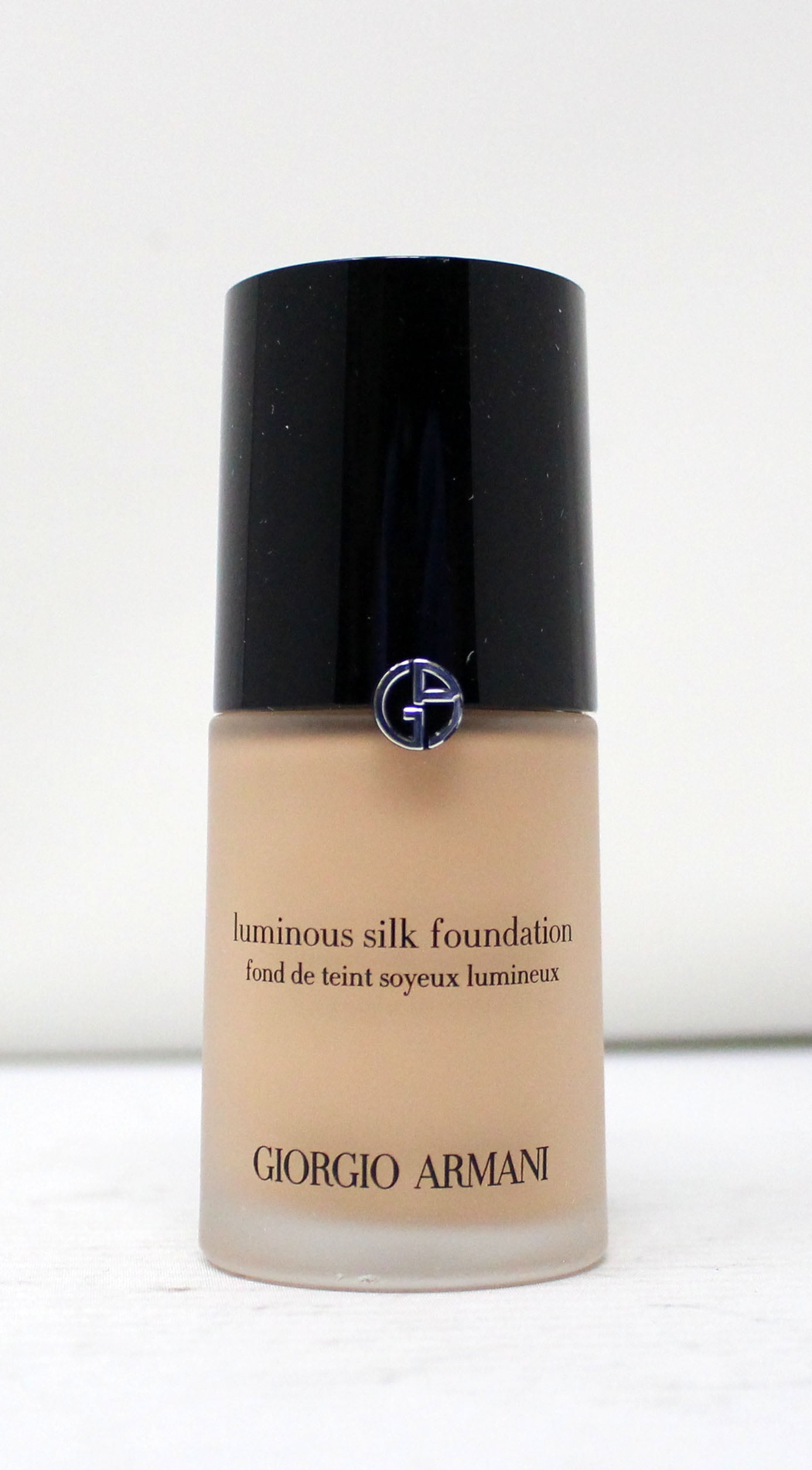 Giorgio Armani Luminous Silk Foundation  1oz/30ml New With Box -  