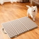 thumbnail image 3 of Cama suave para perros y gatos. Alfombra de franela reversible con base. Para uso en interiores y exteriores. Cómoda y cálida colchoneta para dormir, 3 of 7