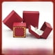thumbnail image 1 of Caja de joyería de ángulo recto rojo de alta gama con transmisión en vivo con colgante de productos, collar, caja de anillo, embalaje de regalo de joyería de oro, 1 of 5