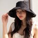 thumbnail image 1 of Sombrero protector solar con pegamento negro para mujer, sombrero para el sol de verano para protección facial y protección UV, sombrero de pescador, 1 of 5