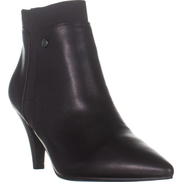 black pointed boots flat