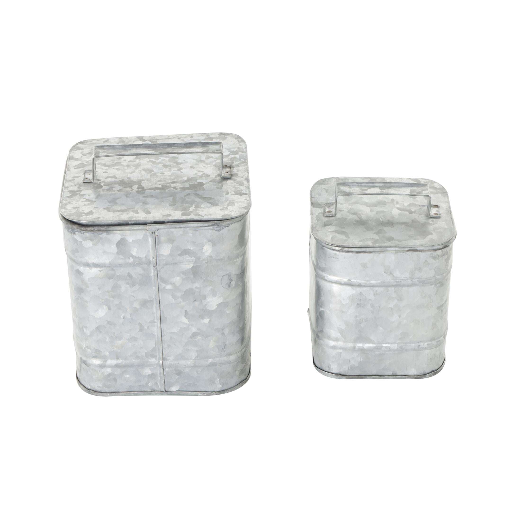 DecMode 8", 7"H Silver Metal Canisters, 2-Pieces