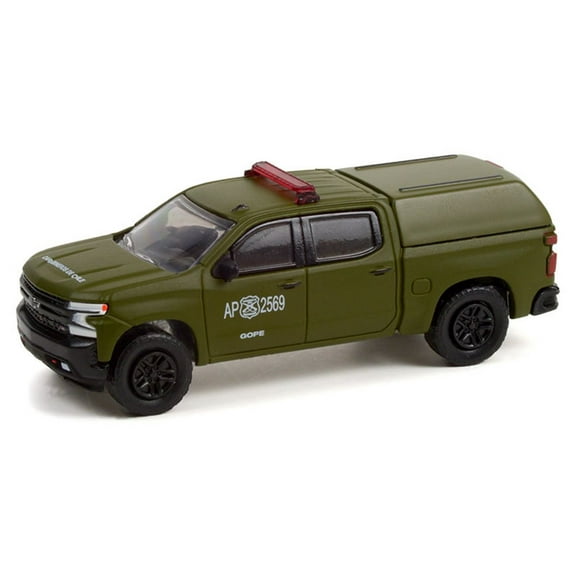 2021 Chevy Silverado LT Trail Boss Z71 w/ Camper, Green - Greenlight 30318 - 1/64 scale Diecast Car
