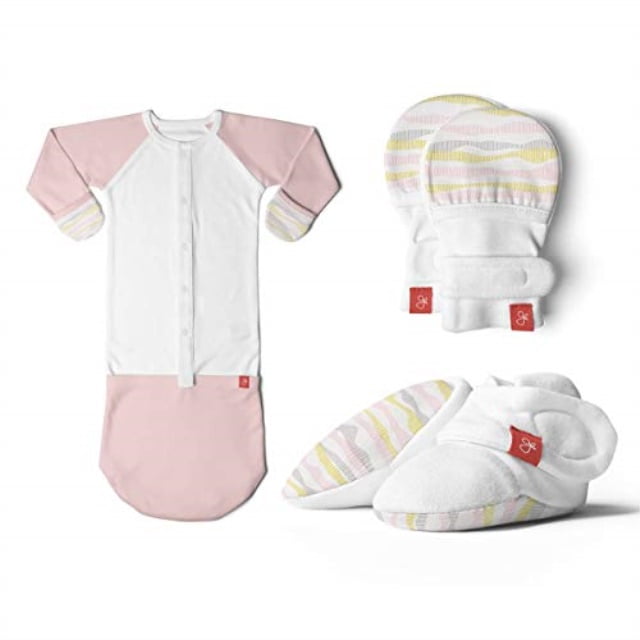 baby mittens and booties