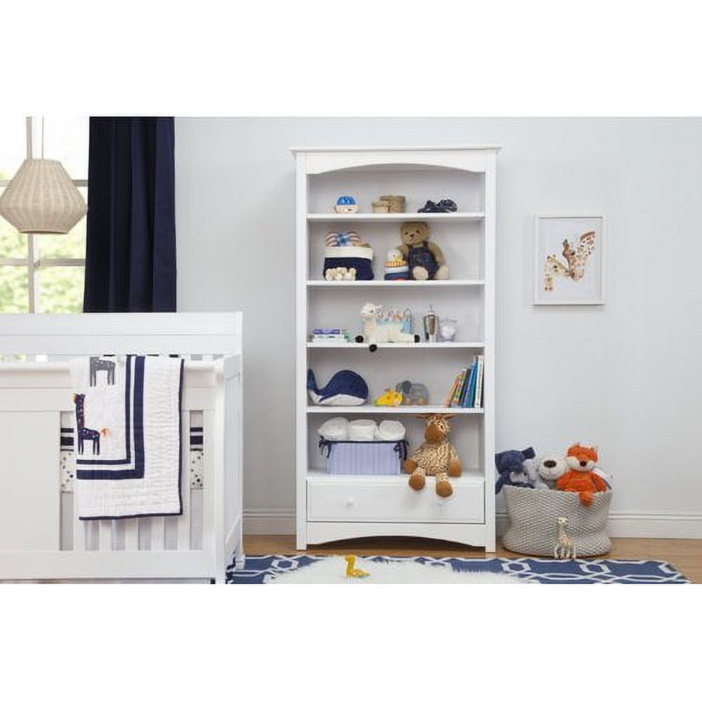 DaVinci MDB Bookcase in White Finish