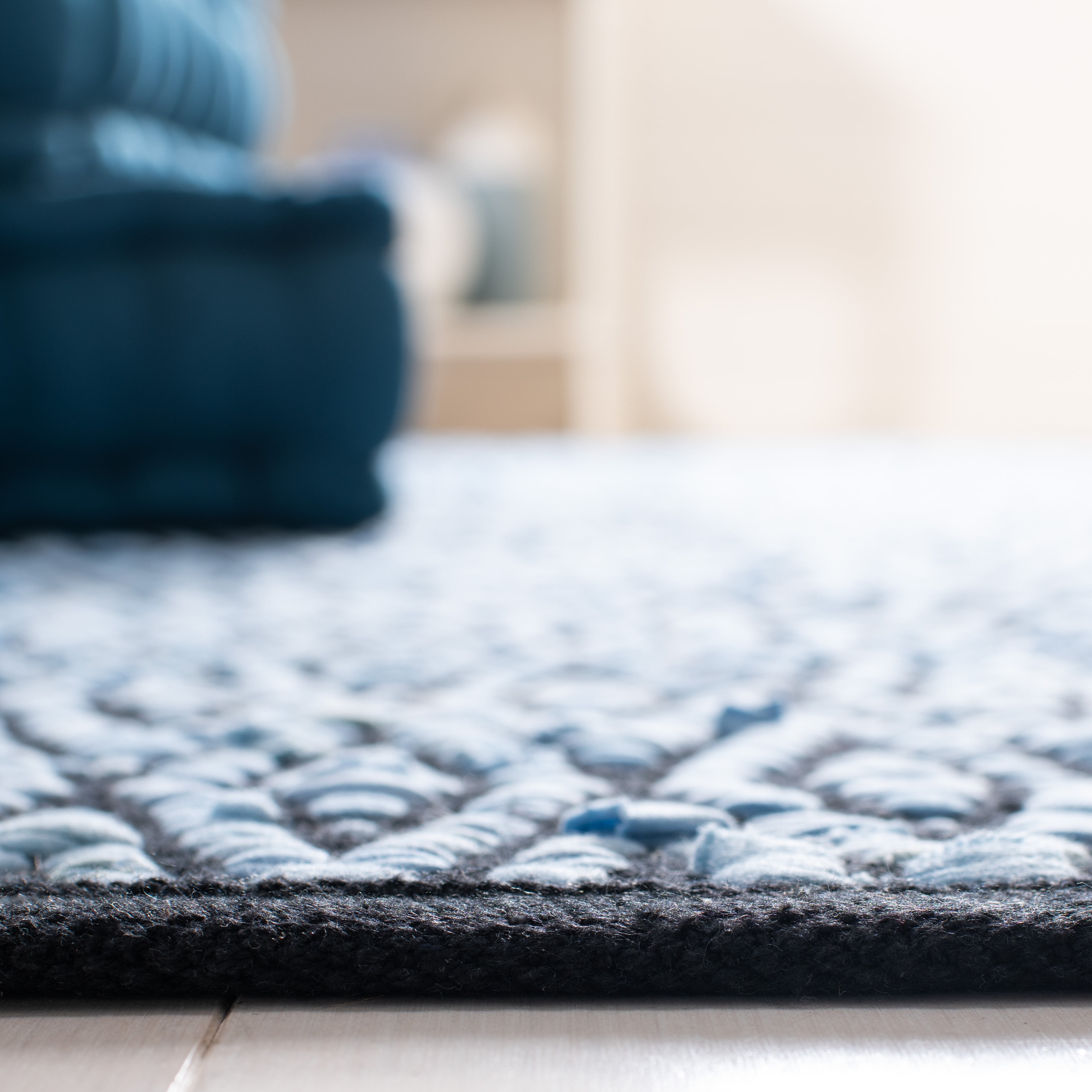 SAFAVIEH Montauk Carina Diamond Area Rug, Green/Black, 6' x 9'