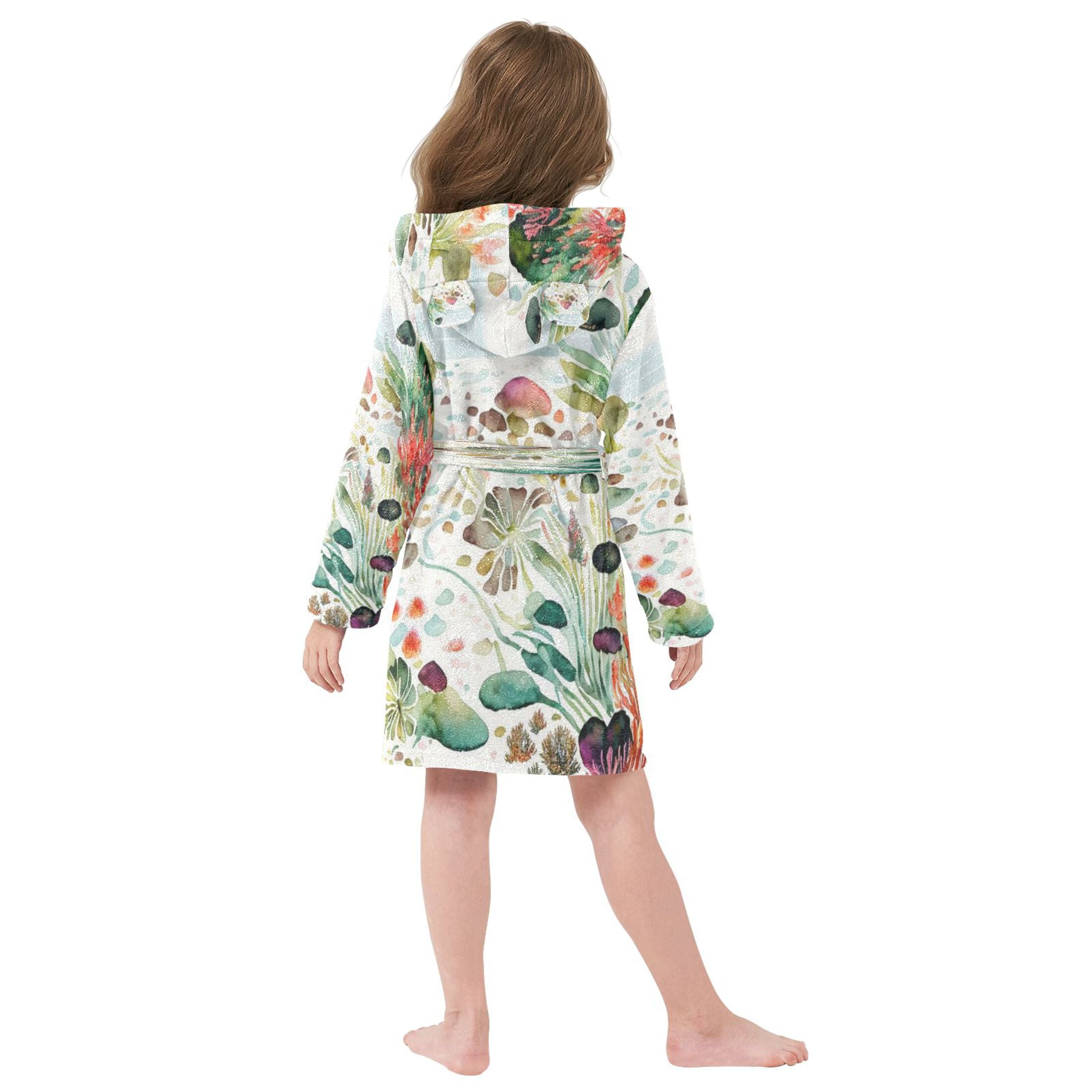 RMDQTR Hooded Fleece Bathrobe with Removable Belt and Pockets Soft and Absorbent for Home, Pool, Beach, Halloween, and Christmas Wear Pondside Chandelier Fusang