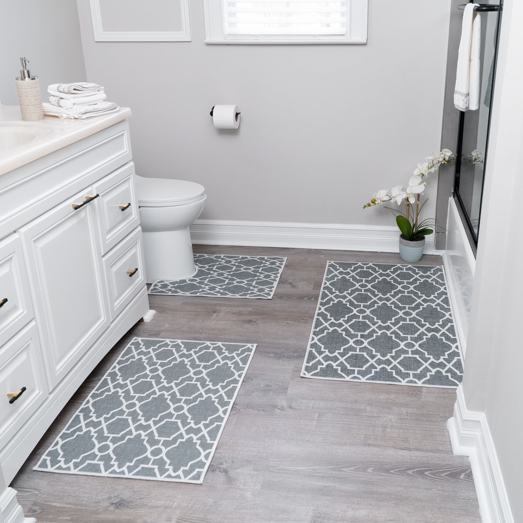 Grey 3 Piece Ultra Soft Ultimate Microfiber Bath Rug Set.