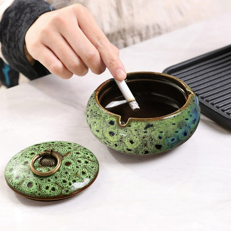 LQXZWJY Ashtray with Lid for Cigarette, Color Glaze Cigarette Ashtray ,Windproof and Rainproof Outdoor Ceramic Ashtray for Home Office Tabletop Outside Patio Outdoor Balcony