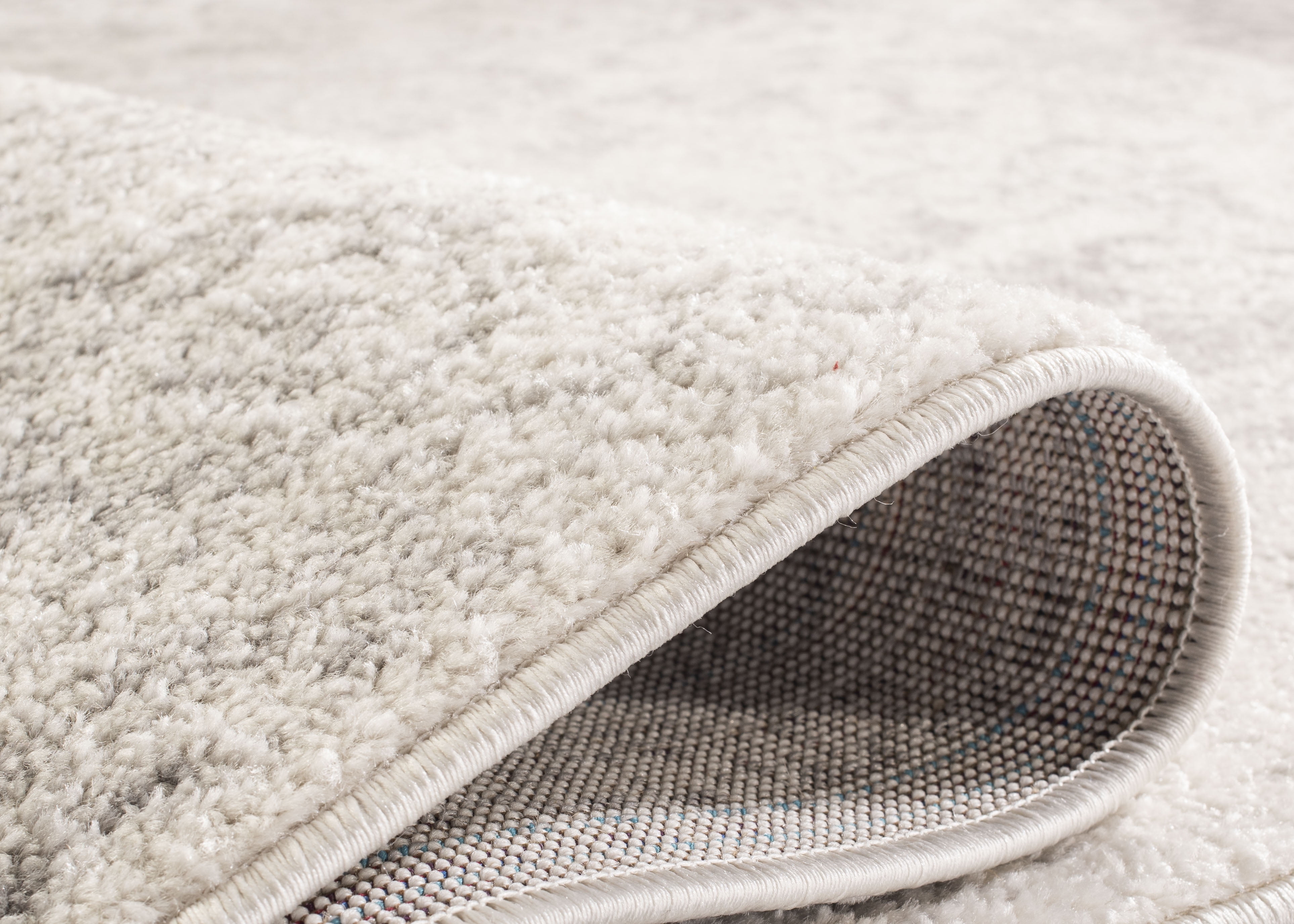 SAFAVIEH Adirondack Wyatt Traditional Distressed Area Rug, Ivory/Silver, 4' x 6' - Transitional Modern Design, Ivory & Silver, Ideal for Living Room, Bedroom, Dining Space, Entryway, Bathroom, Bedsid
