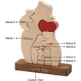thumbnail image 3 of Adorno de oso de madera personalizado: escultura de oso personalizada con 2 a 6 nombres de familia, regalo de decoración del hogar para mamá, abuela, papá (6 nombres), 3 of 7
