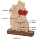 thumbnail image 3 of Adorno de oso de madera personalizado: escultura de oso personalizada con 2 a 6 nombres de familia, regalo de decoración del hogar para mamá, abuela, papá (6 nombres), 3 of 7