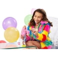 thumbnail image 4 of Poupée Barbie Extra #3 en manteau Rose Molletonneux, 4 of 6