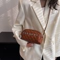 thumbnail image 4 of Bolso pequeño texturizado para mujer 2025, nuevo estilo de color liso, moderno bolso bandolera con cadena de diamantes, elegante bolso de hombro, 4 of 4