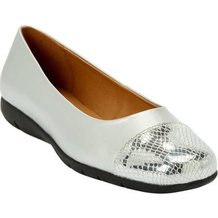 

Comfortview Women s Wide Width The Fay Flat Shoes