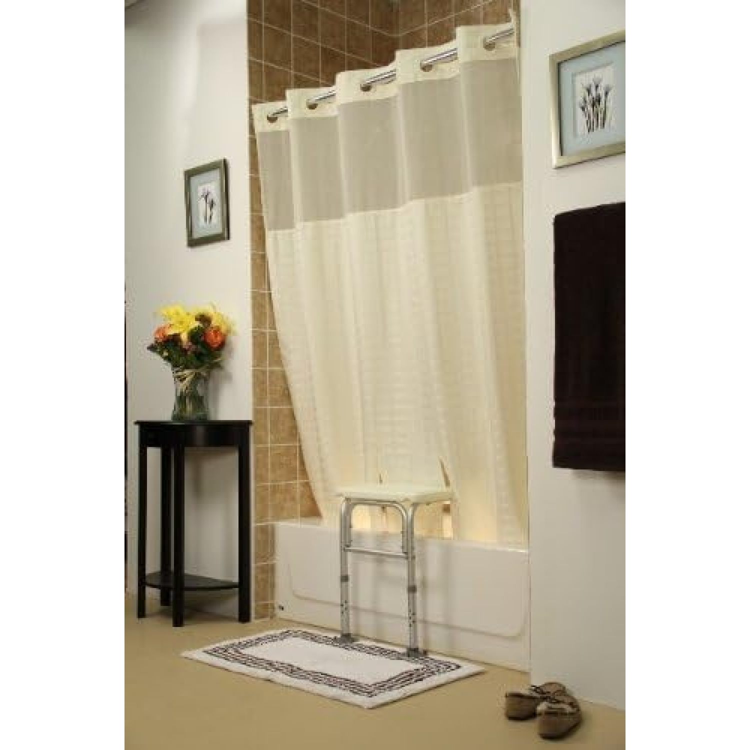 HElectQRIN Whitaker Transfer Bench Shower Curtain White