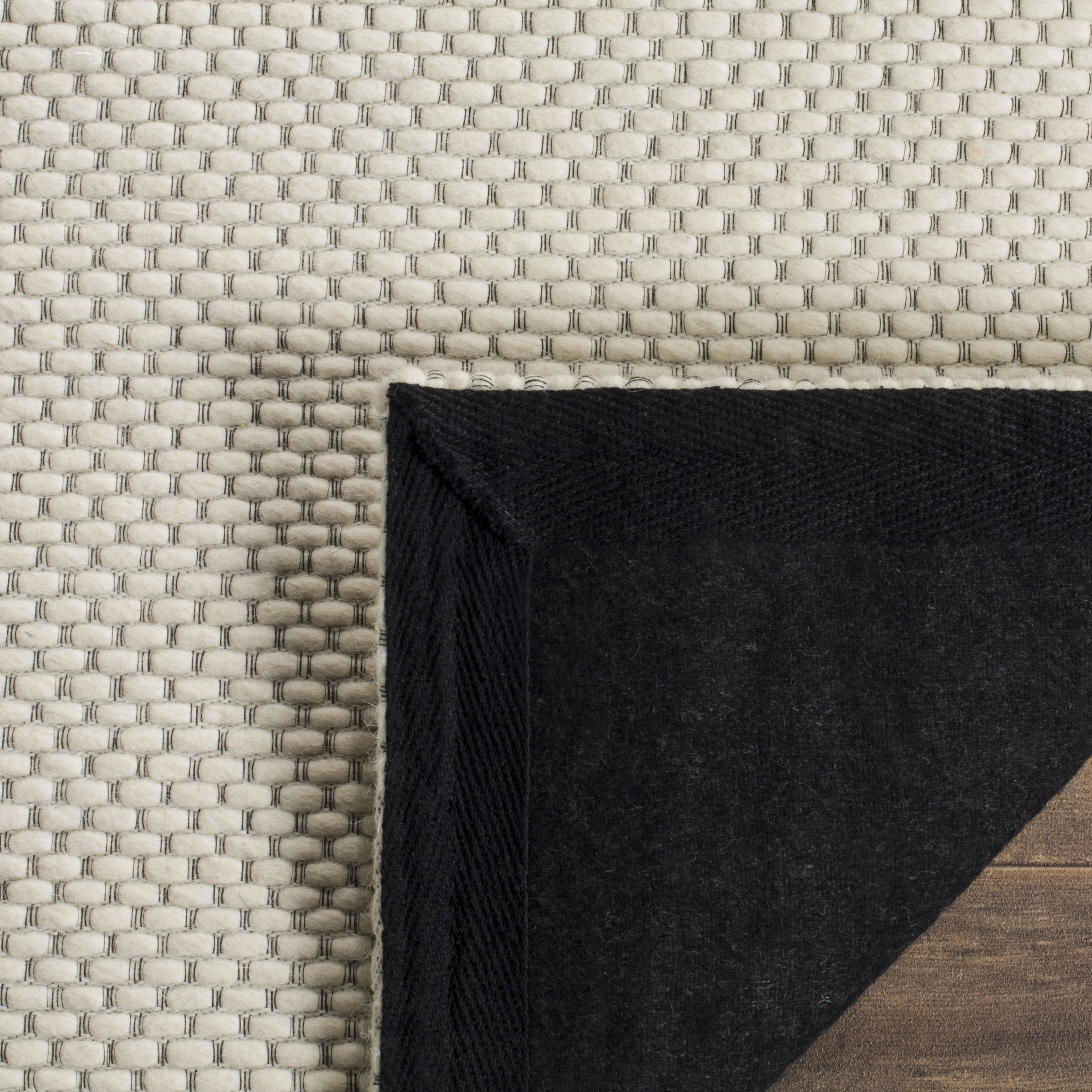 SAFAVIEH Natura Corine Geometric Runner Rug, Ivory, 2'3" x 10'
